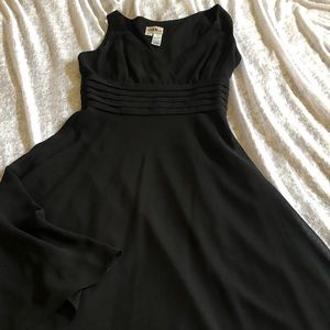LITTLE BLACK DRESS